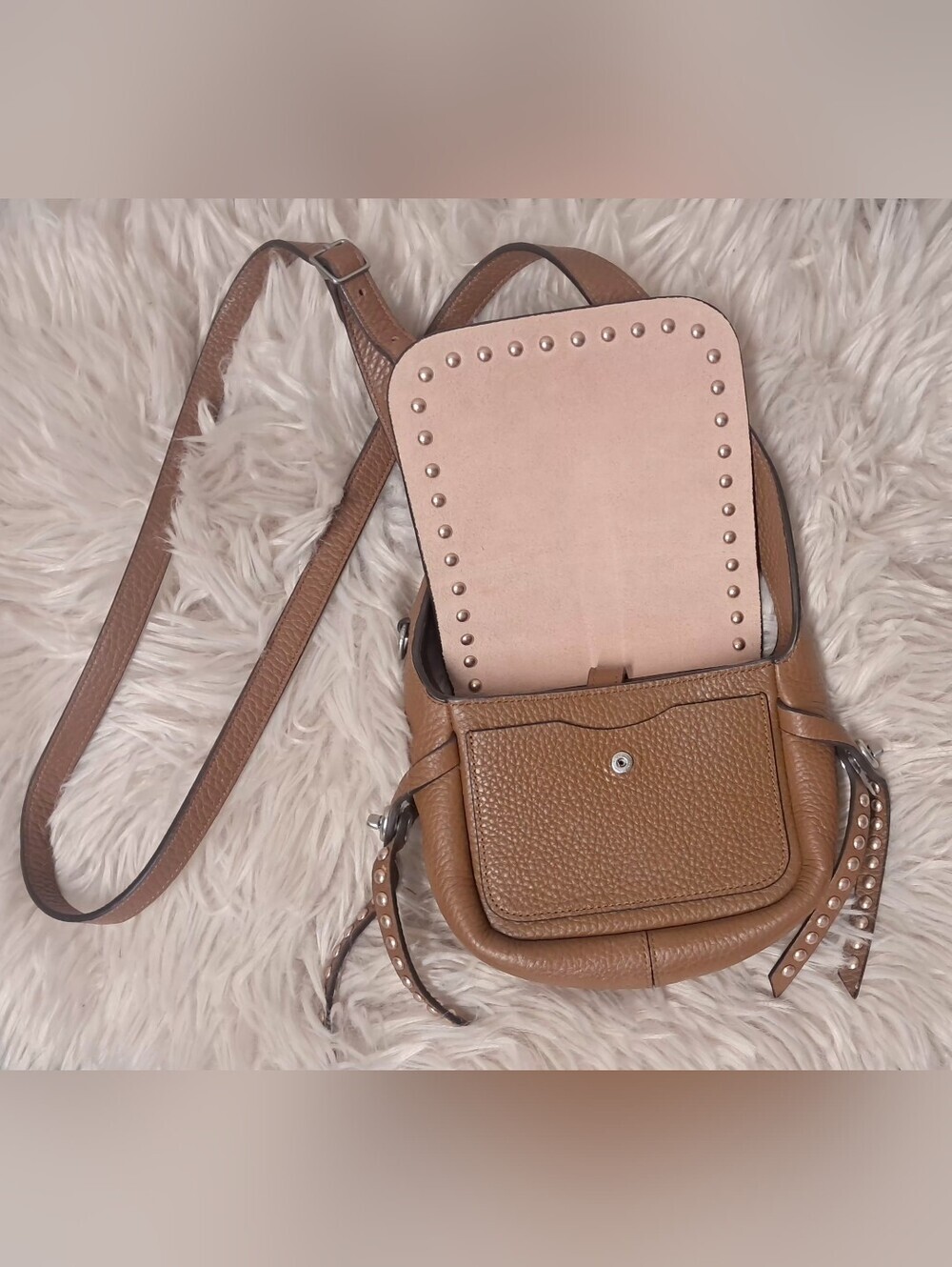 Authentic COACH Dakotah 15 Mini Saddle Crossbody Bag - Picture 5 of 7